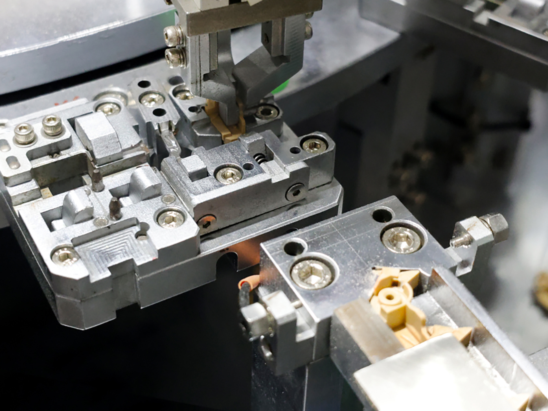 Feeding(Termal Rivet Assembly)