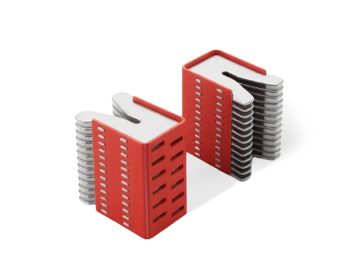 4 poles circuit breaker
