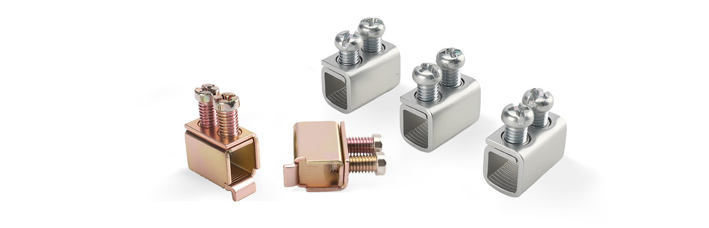 Circuit breaker screw terminals